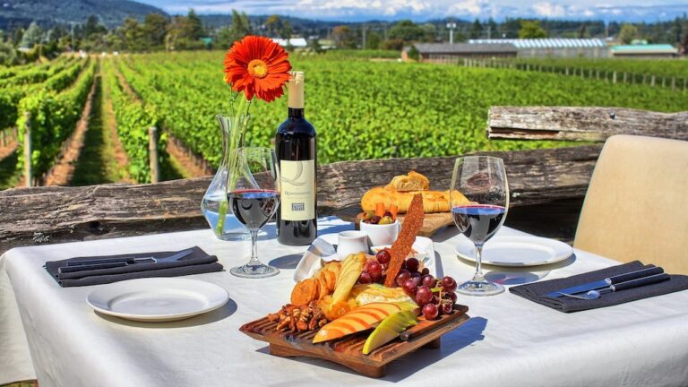 Best Wineries And Cideries Near Victoria