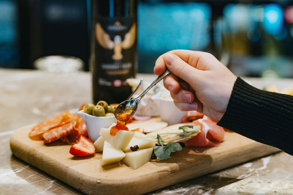 Guide To The 6 Best Kelowna Winery Restaurants In 2026 7 Kelowna Wine & Craft Beer Tours 6