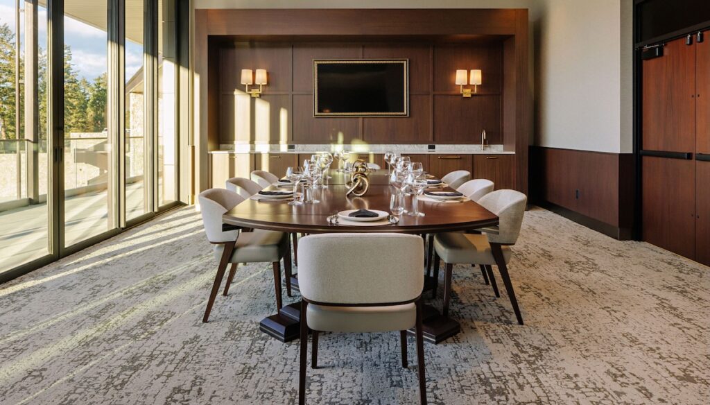 Guide To The 6 Best Kelowna Winery Restaurants In 2026 11 Kelowna Wine & Craft Beer Tours 10